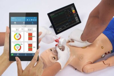 Code Blue® III S300.105.250 Pediatric with OMNI® 2 ALS Simulator 1