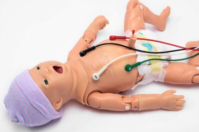 Code Blue®III S300.110.250 Newborn with OMNI® 2 ALS Simulator 5