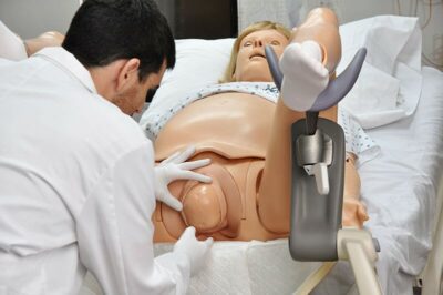 NOELLE® S576.100 – Maternal and Premature Newborn Care Patient Simulator Package 16